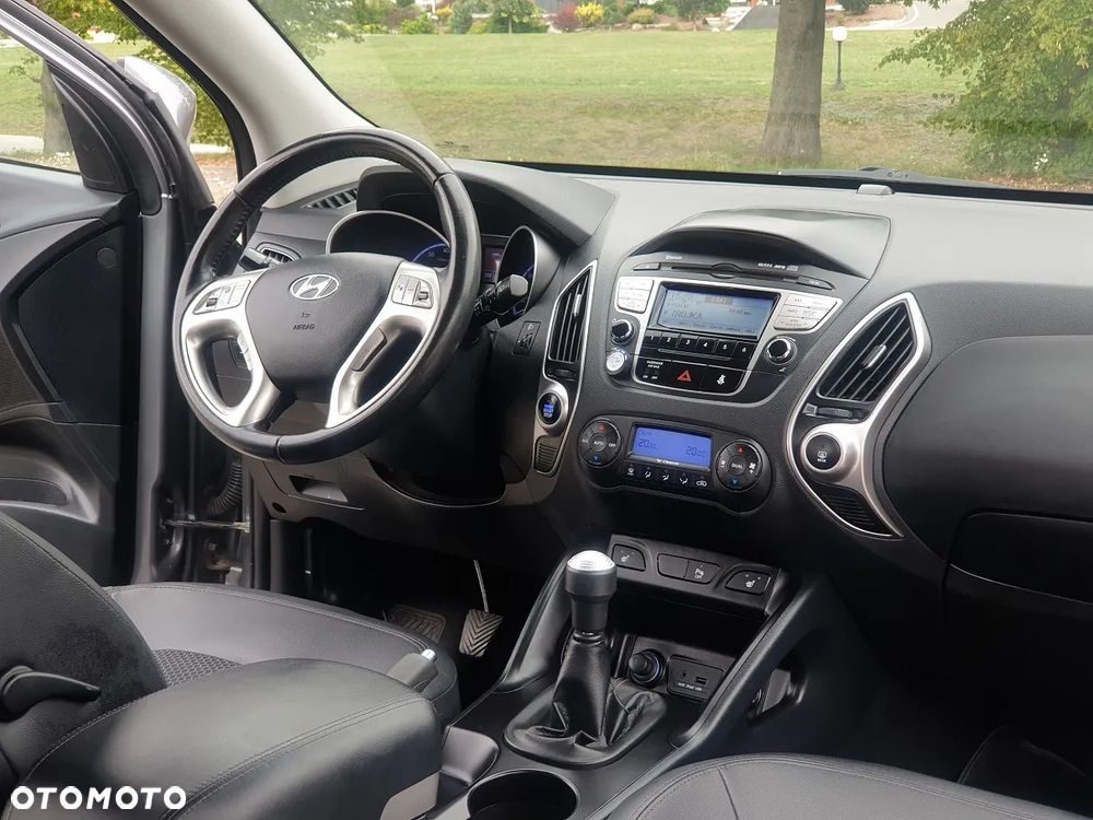 Hyundai ix35 2.0 4WD Style - 21