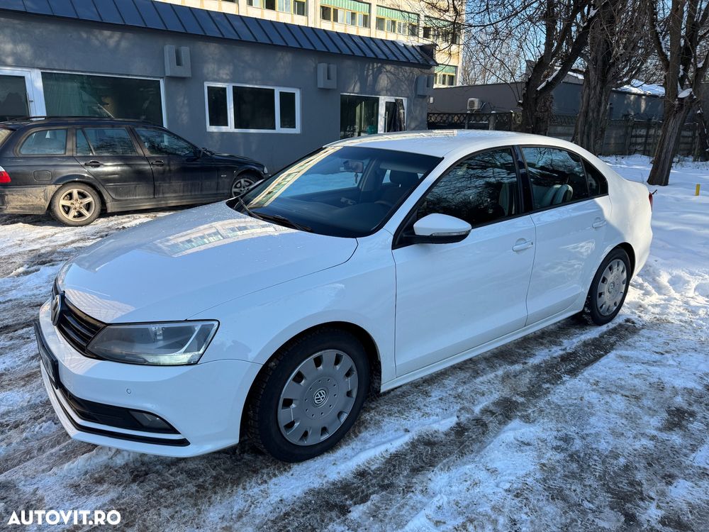 Volkswagen Jetta - 3