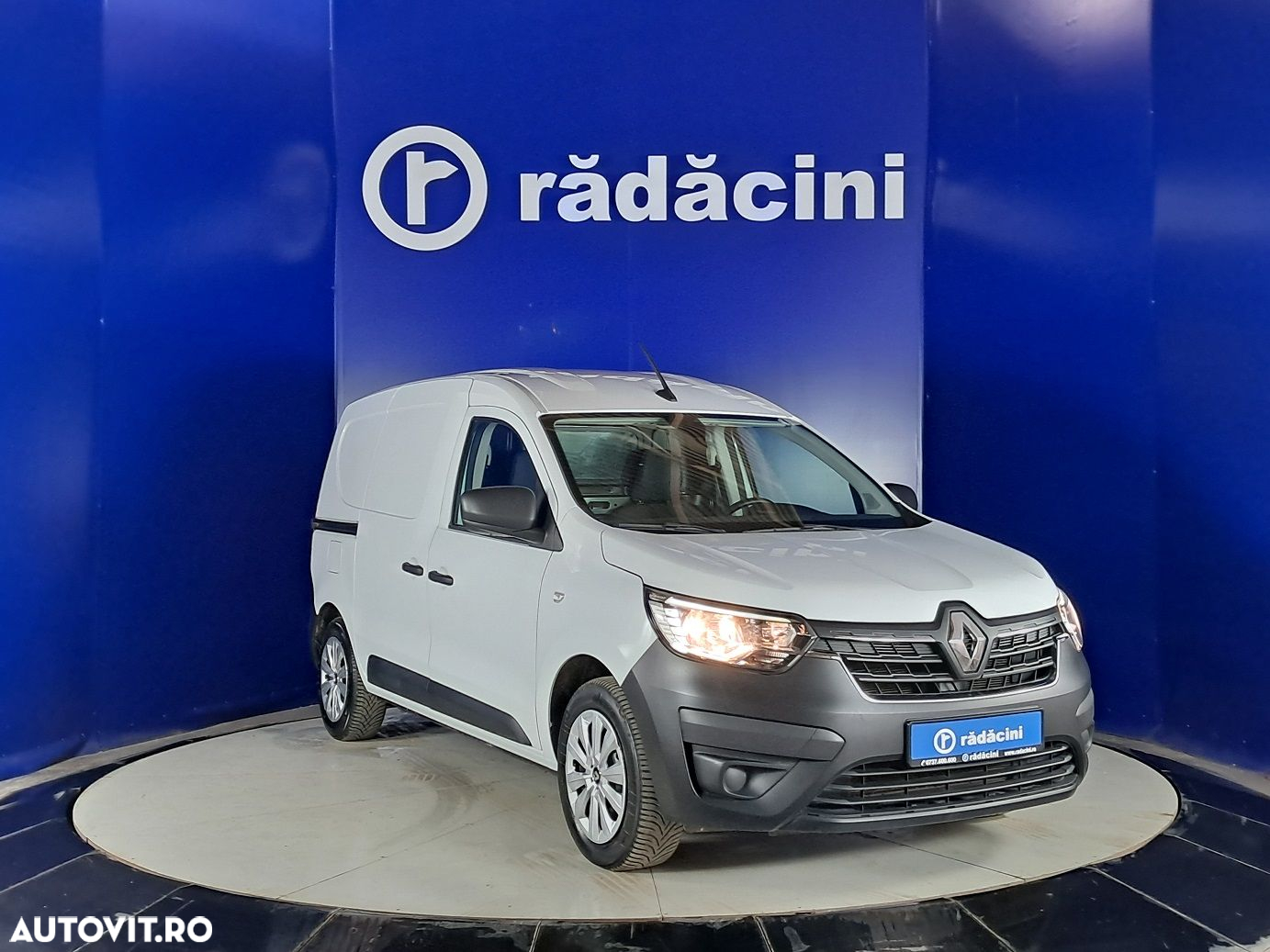 Renault Express - 4