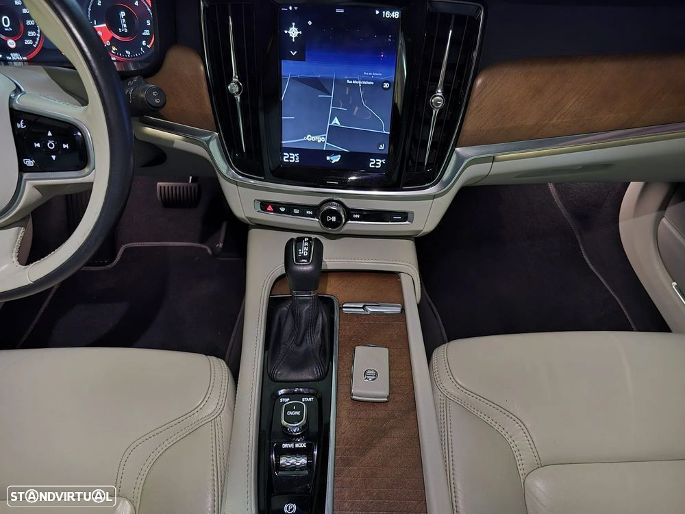 Volvo V90 2.0 D4 Inscription Geartronic - 17