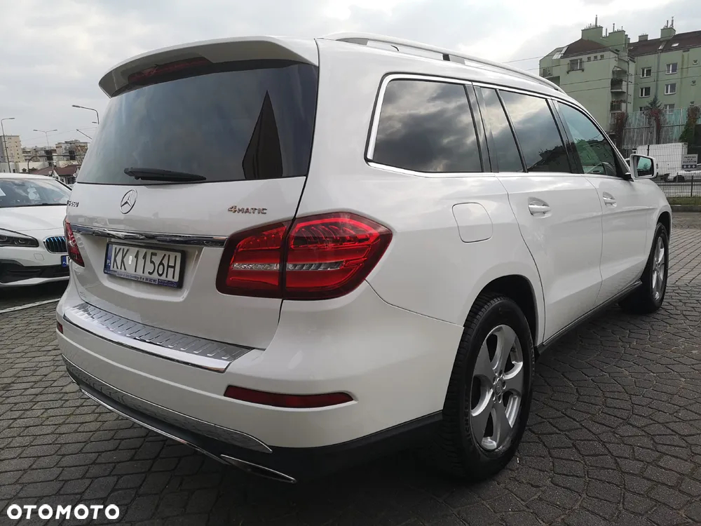 Mercedes-Benz GLS - 2