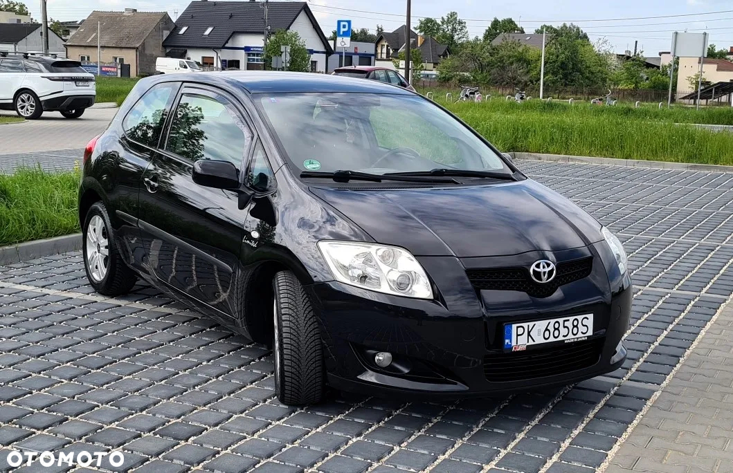 Toyota Auris 1.6 VVT-i Premium - 11