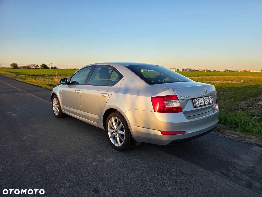 Skoda Octavia 1.4 TSI Style - 3