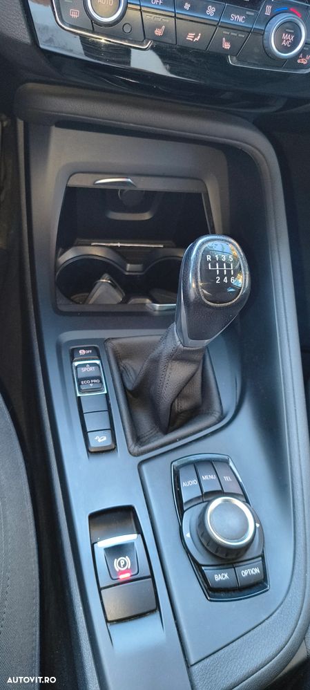 BMW X1 xDrive18d - 11