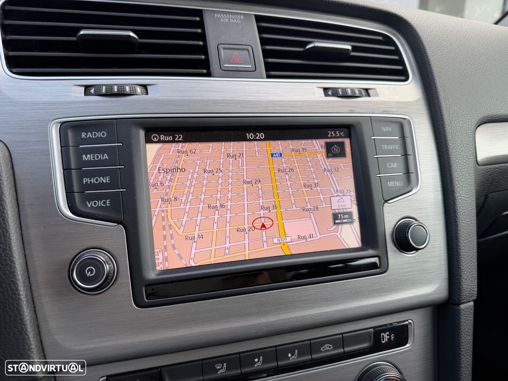 VW Golf Variant 1.6 TDi GPS Edition DSG - 21