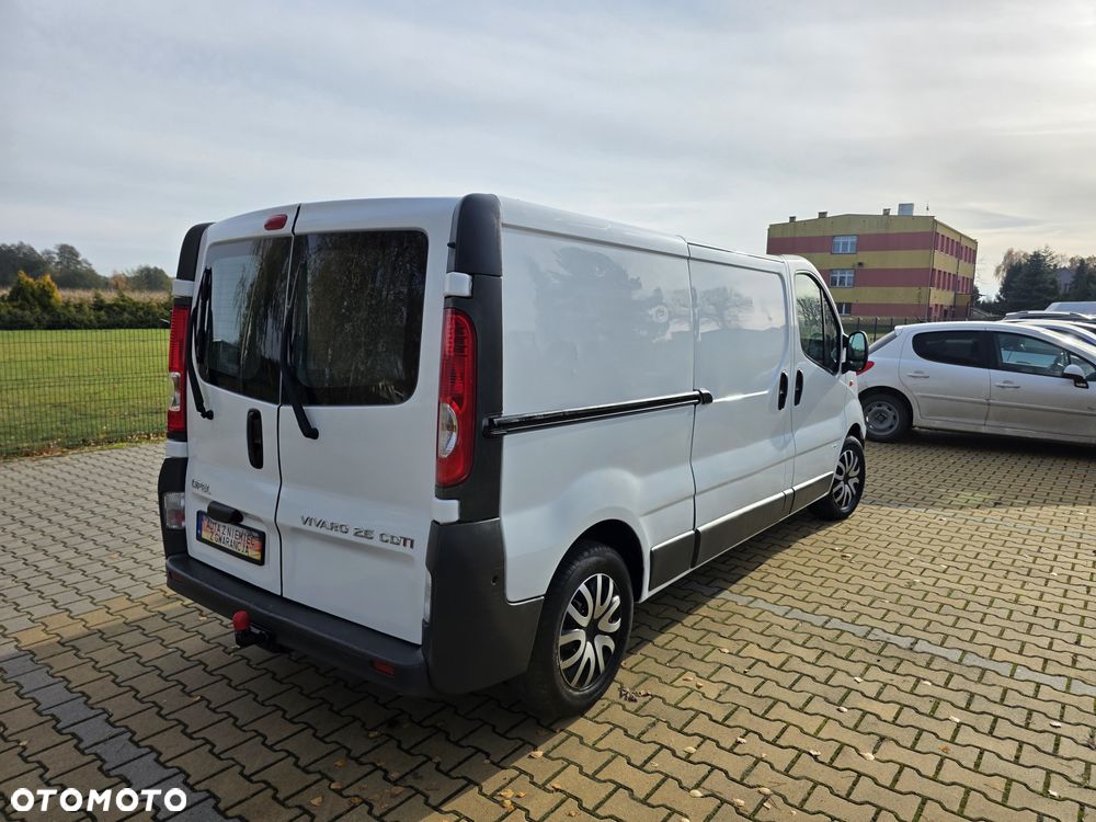 Opel Vivaro - 4