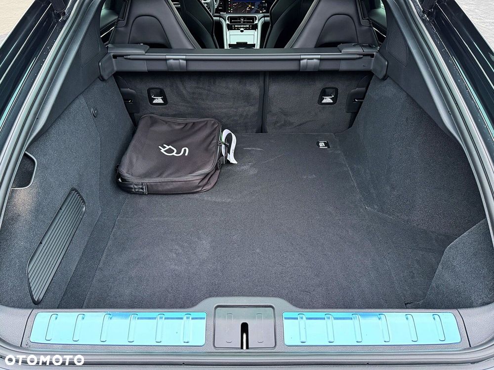 Porsche Panamera - 36