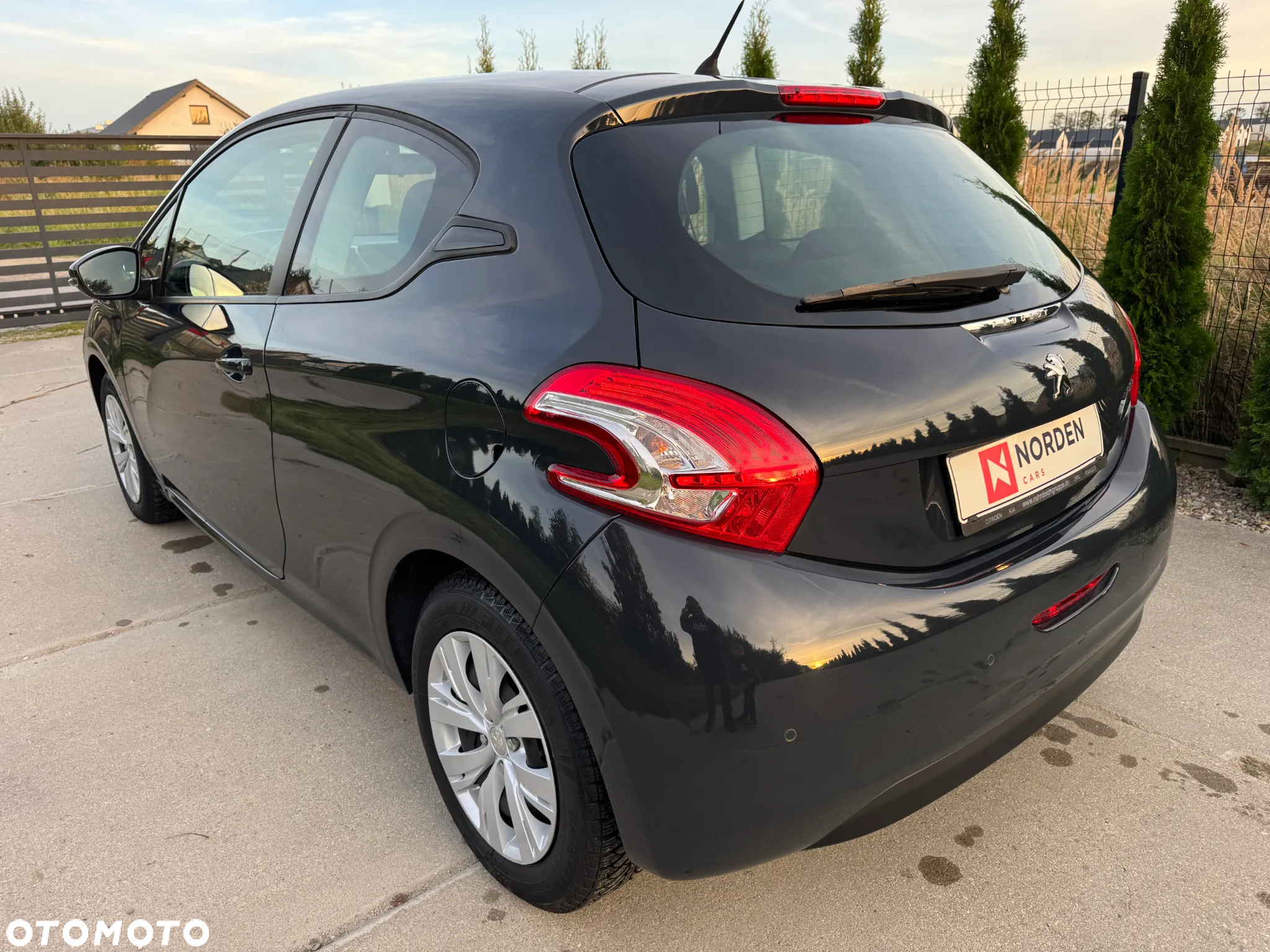 Peugeot 208 1.2 VTi Active - 3