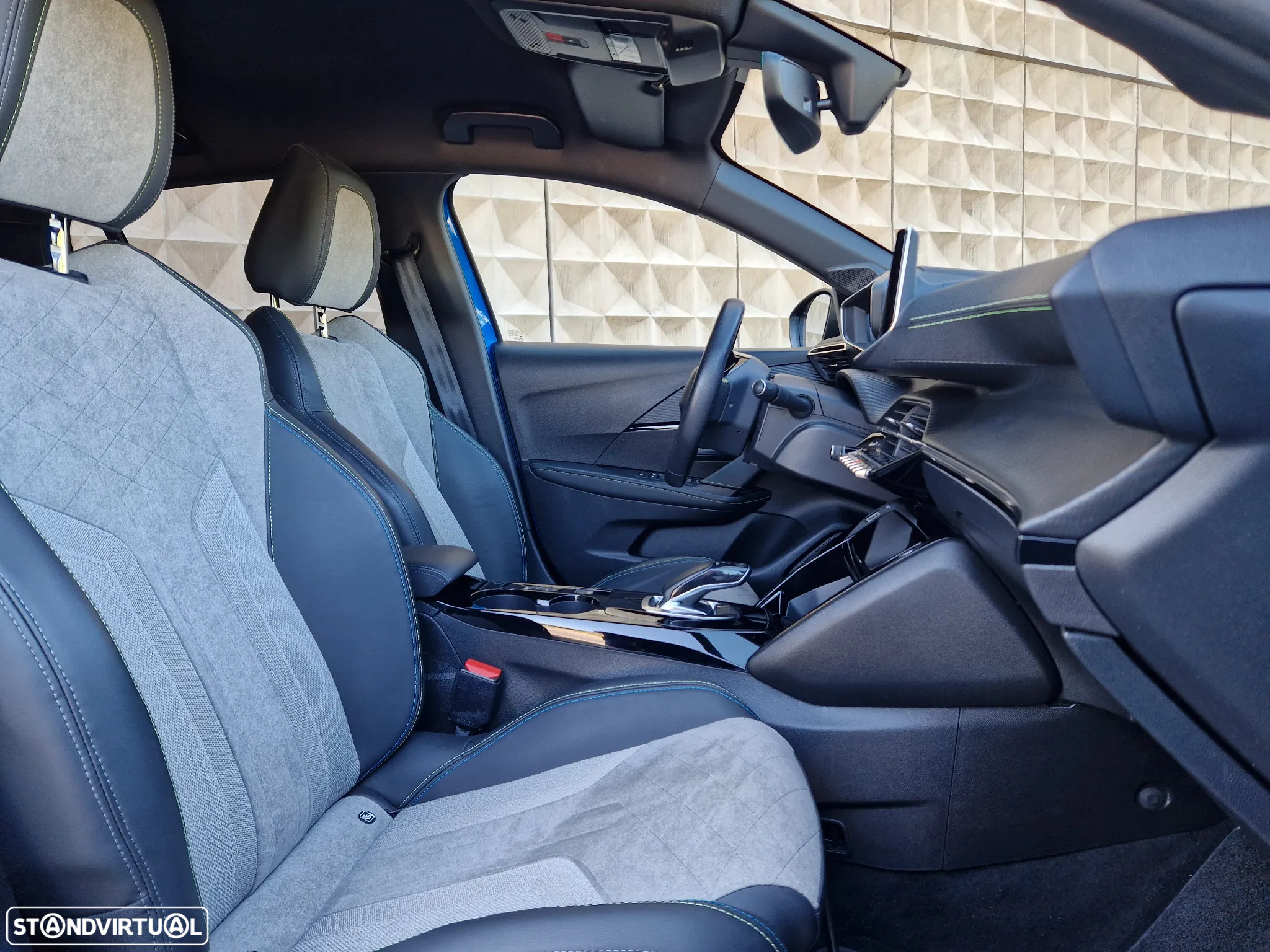Peugeot e-208 50 kWh GT Line - 18