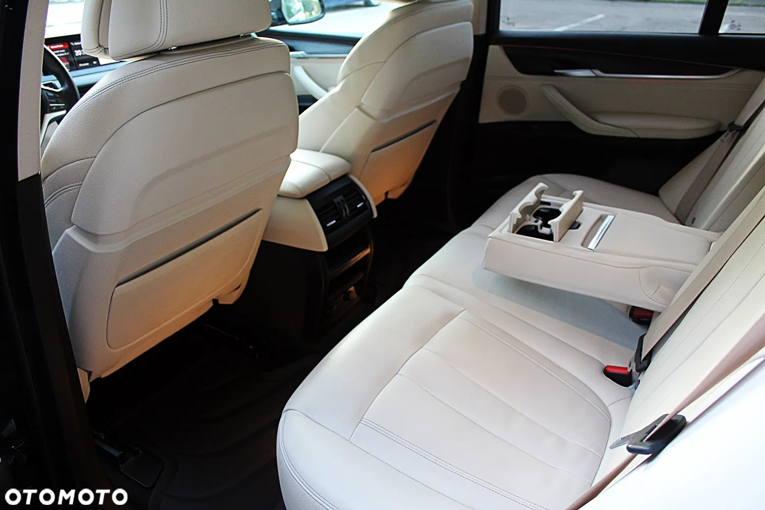 BMW X5 xDrive40d - 24
