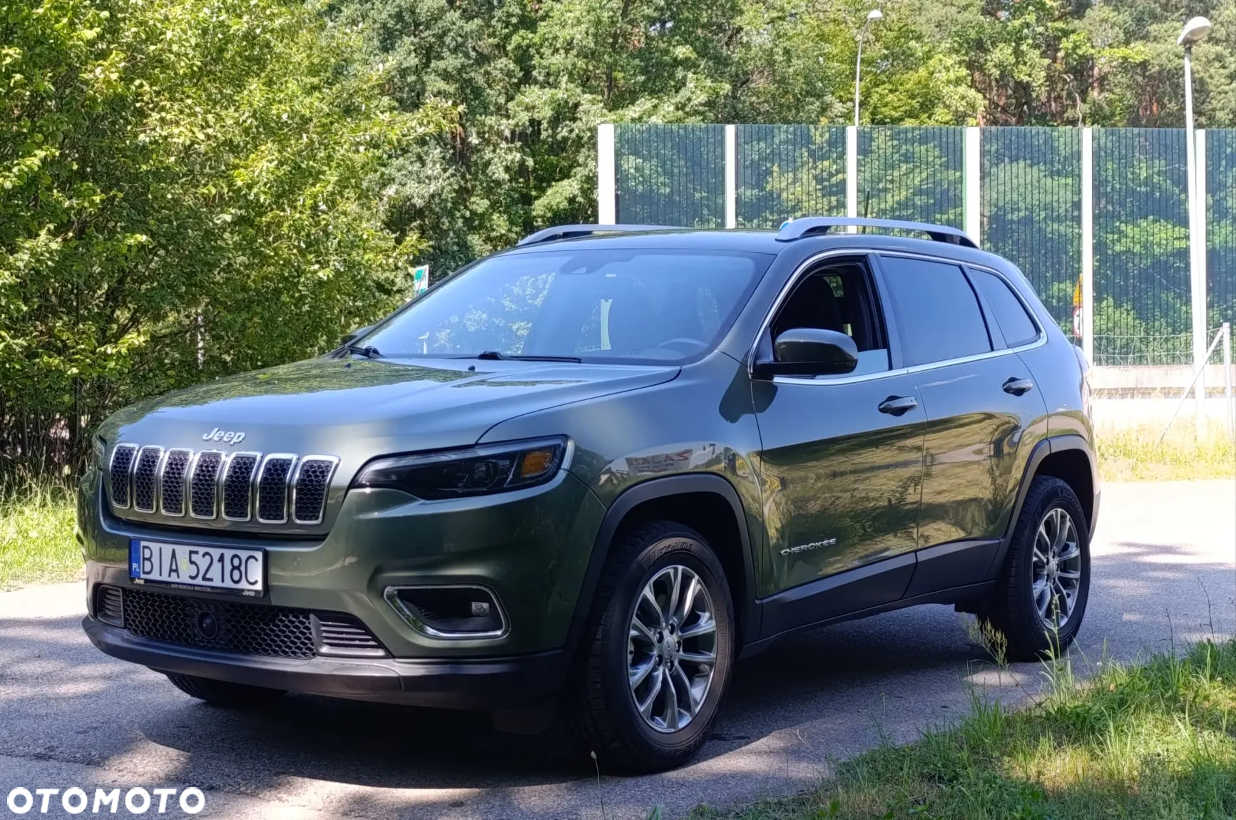 Jeep Cherokee - 2