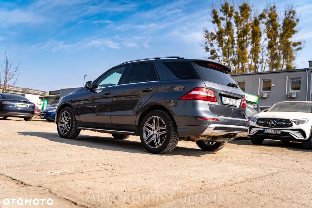 Mercedes-Benz ML 350 BlueTEC 4-Matic - 10