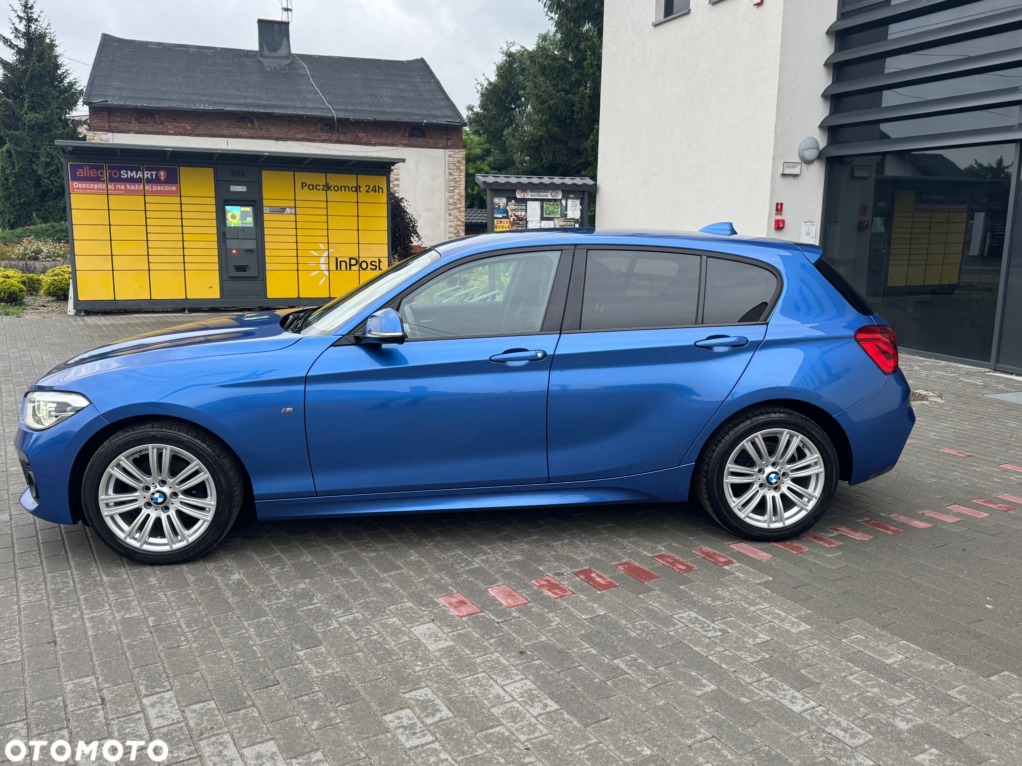 BMW Seria 1 120d xDrive M Sport - 2