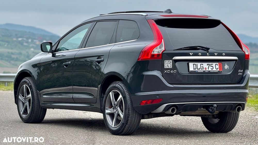 Volvo XC 60 D4AWD Start-Stop R-Design - 17