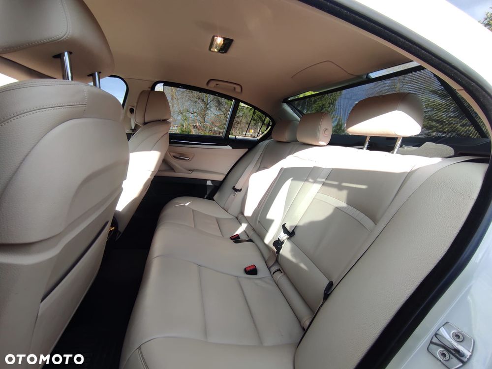 BMW Seria 5 - 26