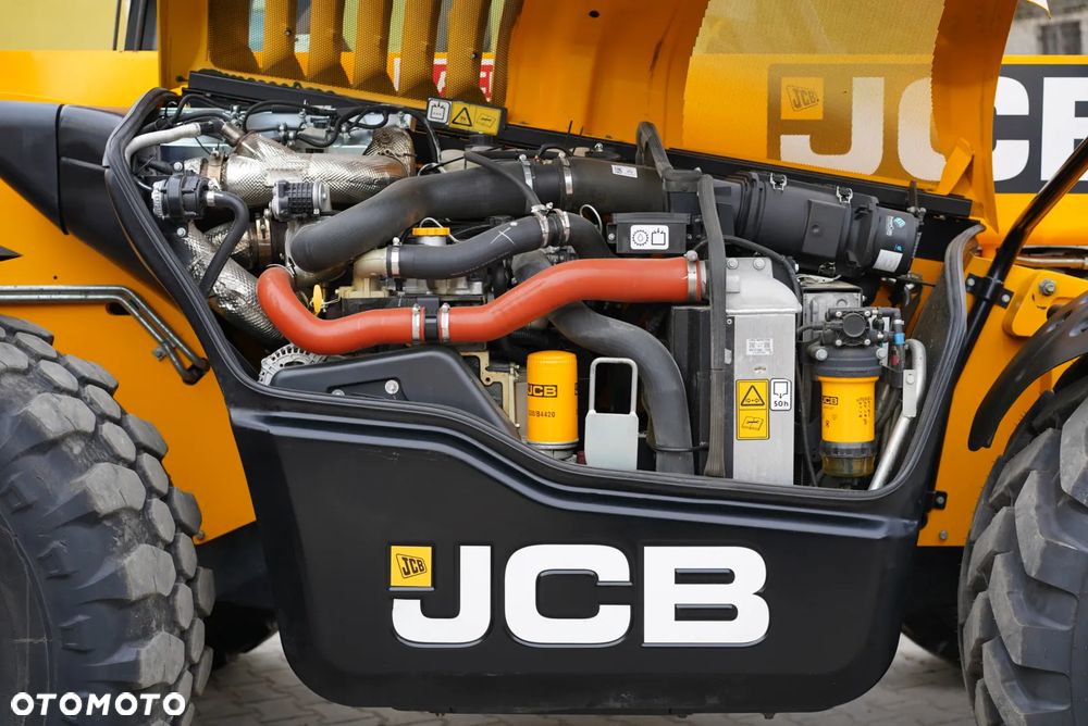 JCB 542-70 AGRI PRO - 8