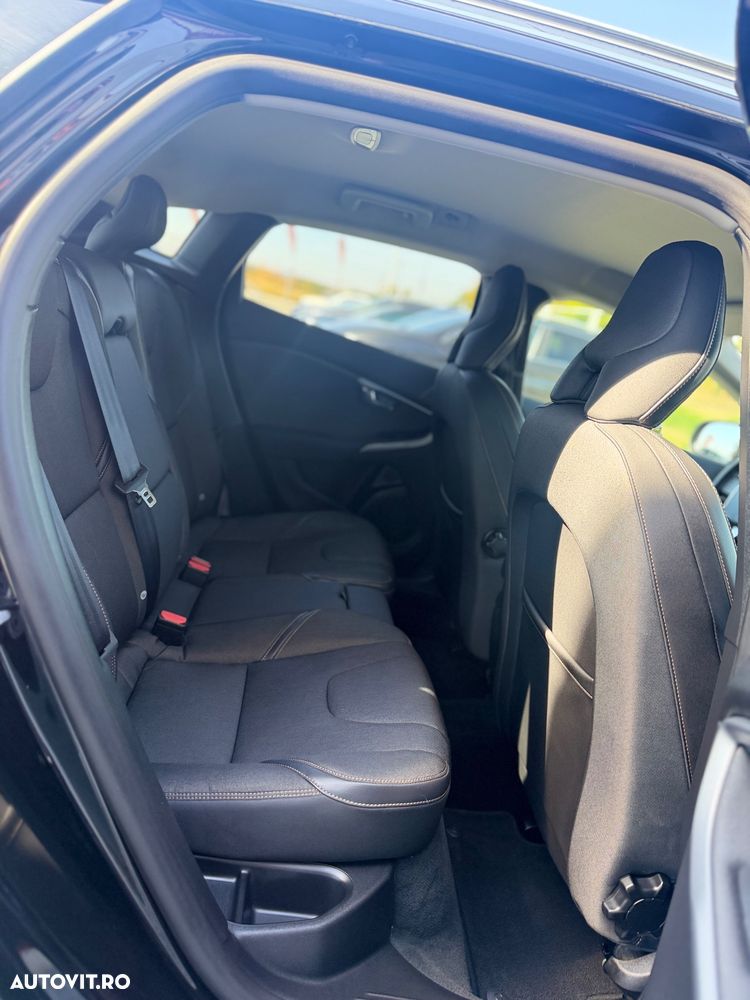 Volvo V40 - 8