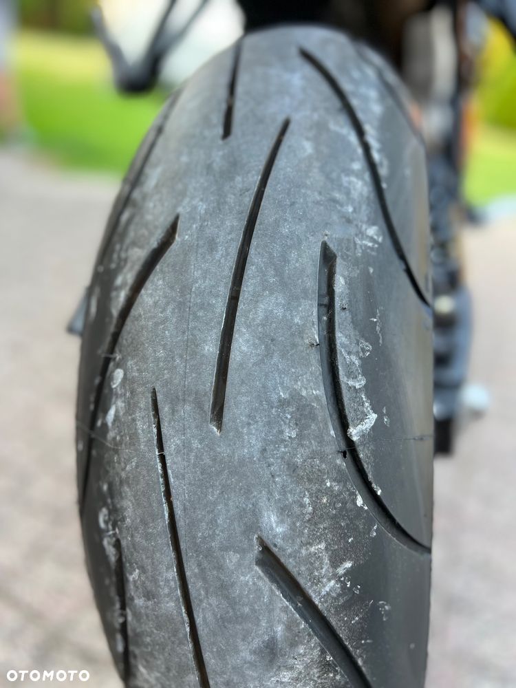Honda CBR - 9