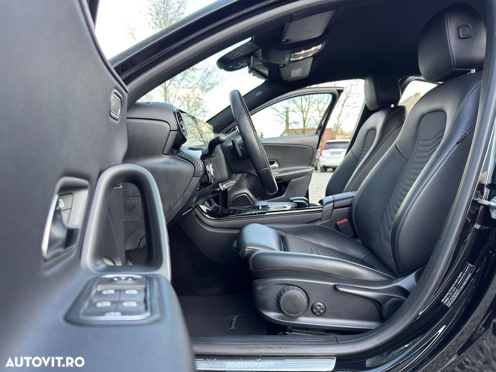 Mercedes-Benz A 180 d 7G-DCT AMG Line - 29