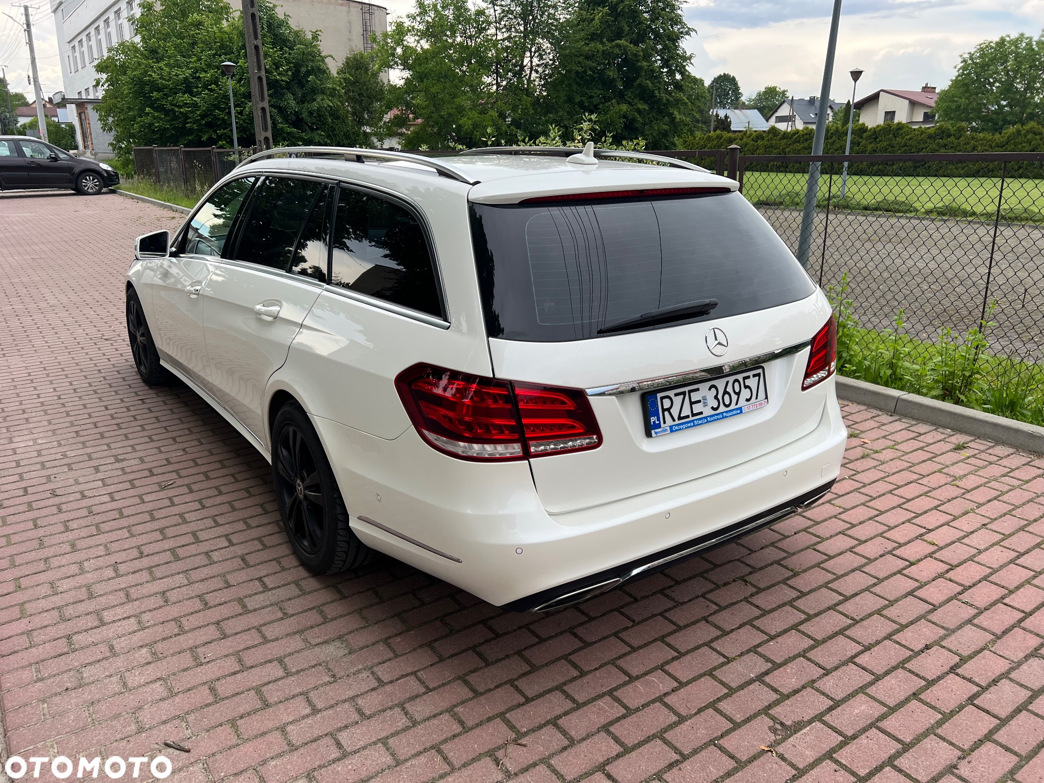 Mercedes-Benz Klasa E 250 CDI 4-Matic Avantgarde - 5
