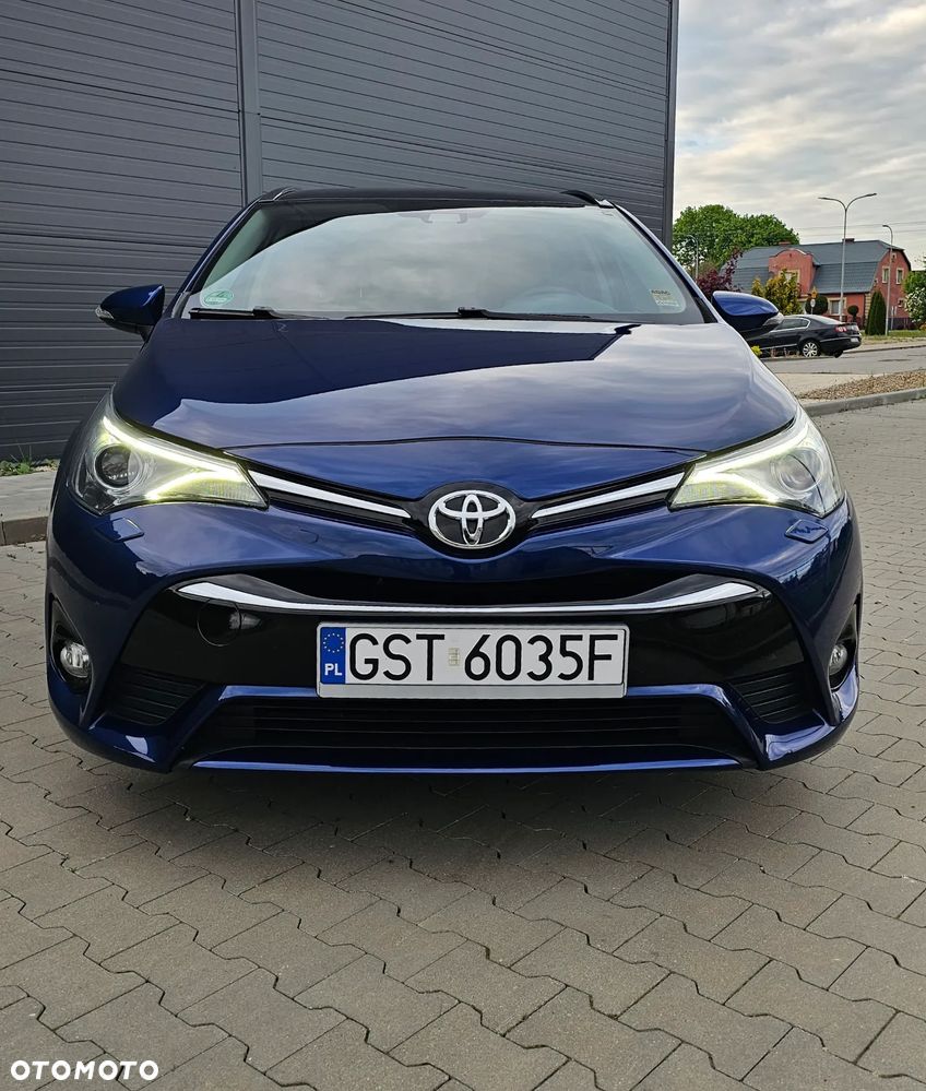 Toyota Avensis 1.8 Multidrive S Executive - 8