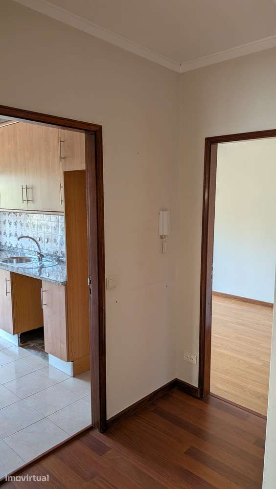 Arrendamento de apartamento T2 na Rua de São Vicente, 64 - Grande imagem: 5/12
