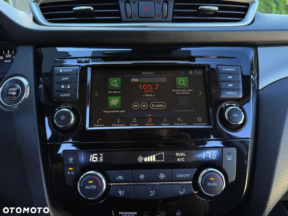 Nissan Qashqai 1.3 DIG-T N-Connecta EU6d - 24