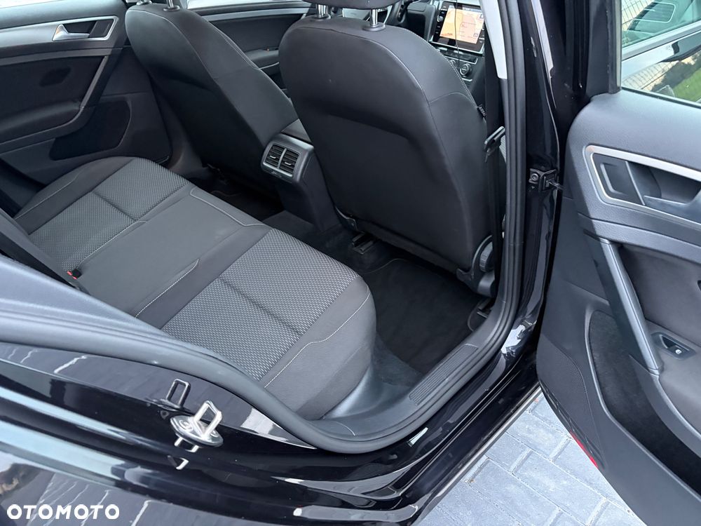 Volkswagen Golf 1.6 TDI (BlueMotion Technology) Trendline - 19