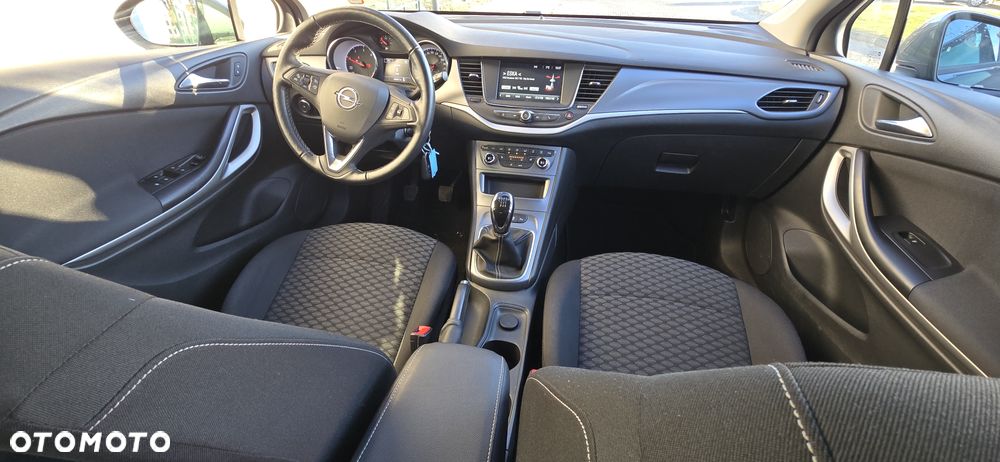 Opel Astra 1.6 D Start/Stop Dynamic - 5