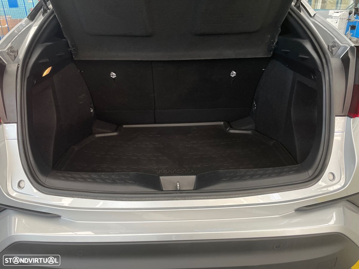 Toyota C-HR 1.8 Hybrid Square Collection - 10