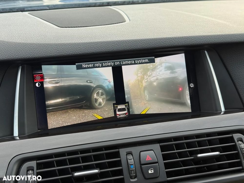 BMW Seria 5 528i xDrive Aut. - 24