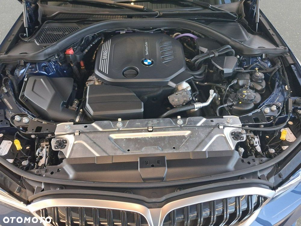 BMW Seria 3 - 24