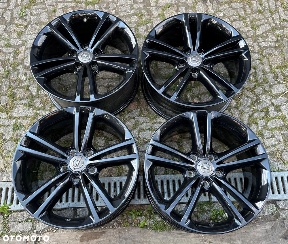 Felgi 18 Opel Insignia A 5x120 8J ET 42 4szt. OE - 4