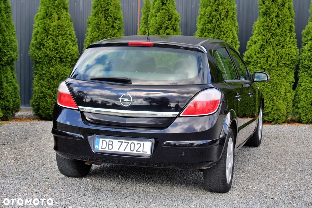 Opel Astra 1.9 CDTI DPF Edition - 15