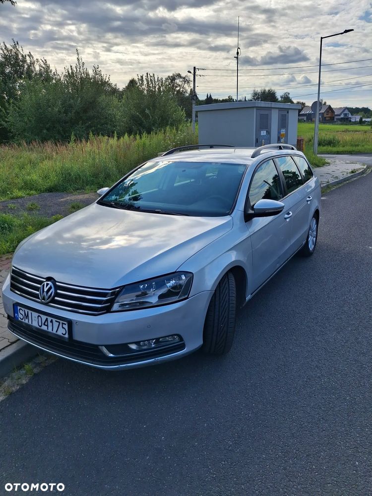 Volkswagen Passat 2.0 TDI DPF BlueMotion Technology Trendline - 2