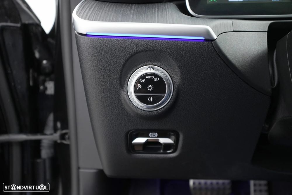 Mercedes-Benz C 300 d AMG Line - 24