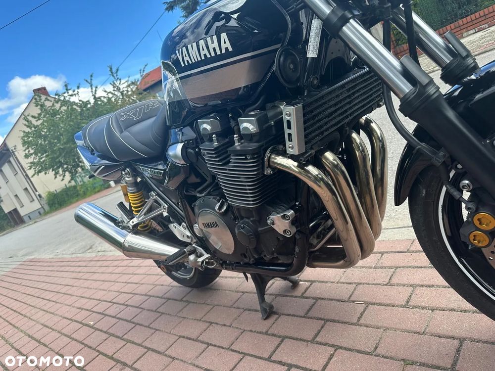 Yamaha XJR - 1