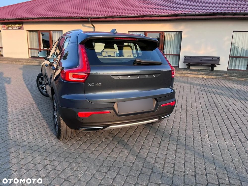 Volvo XC 40 T3 Inscription - 12