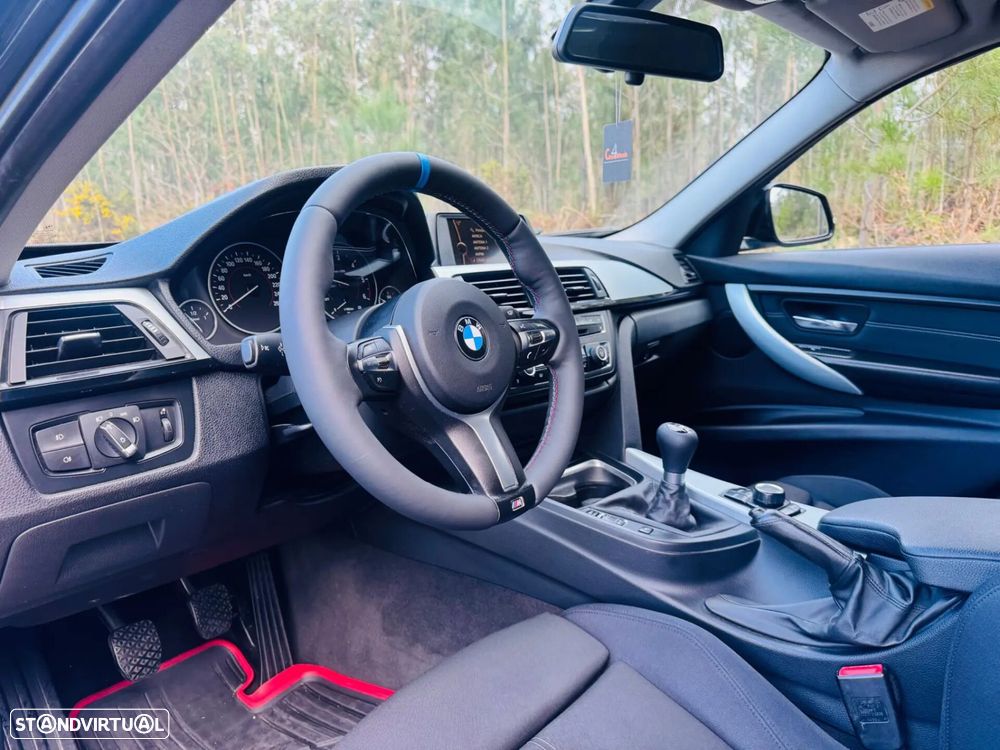 BMW 318 d Sport Line - 19