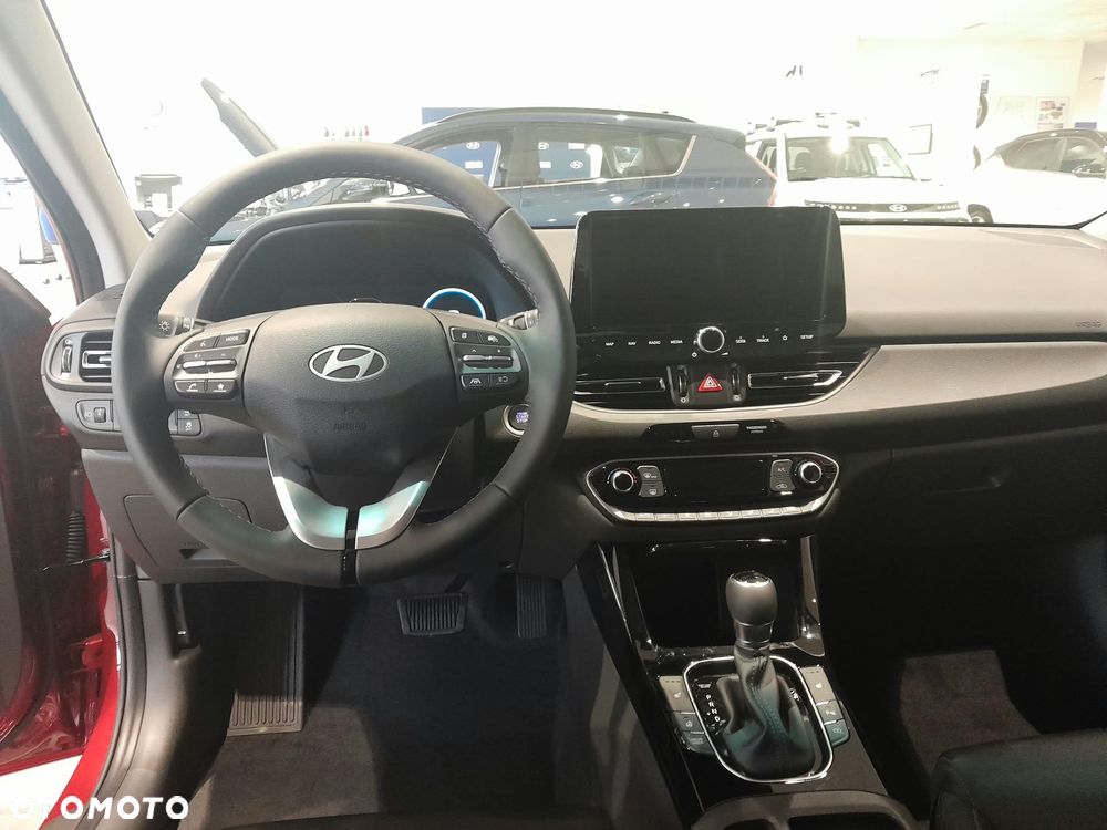 Hyundai i30 1.6 T-GDI Smart DCT - 16