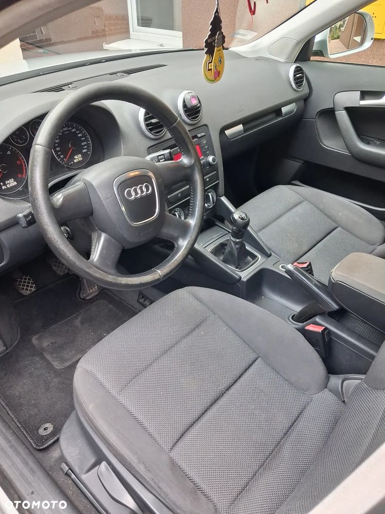Audi A3 Sportback 2009 photo 5