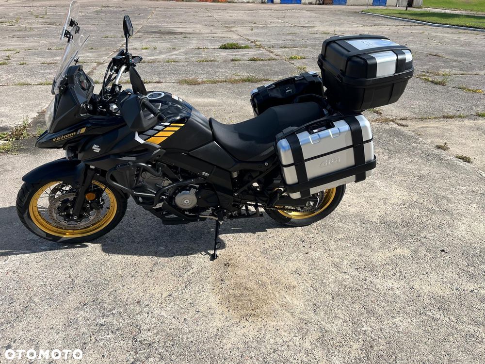 Suzuki V-STROM - 2