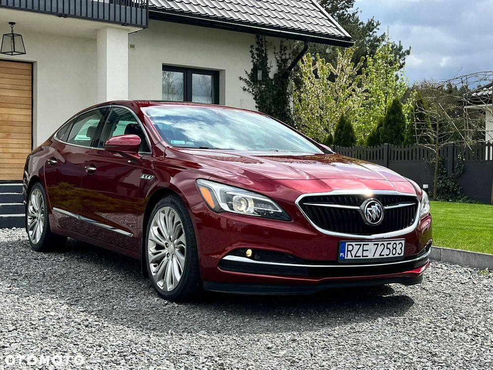Buick Lacrosse - 4