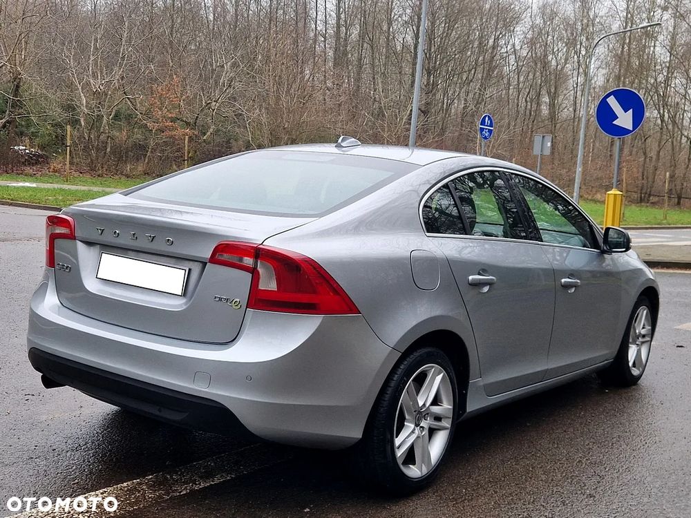 Volvo S60 D2 Summum - 14