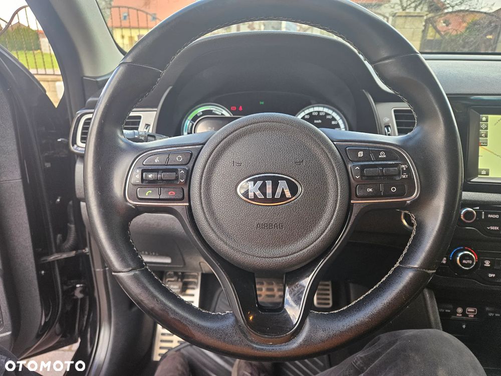 Kia Niro 1.6 GDI Hybrid M - 19
