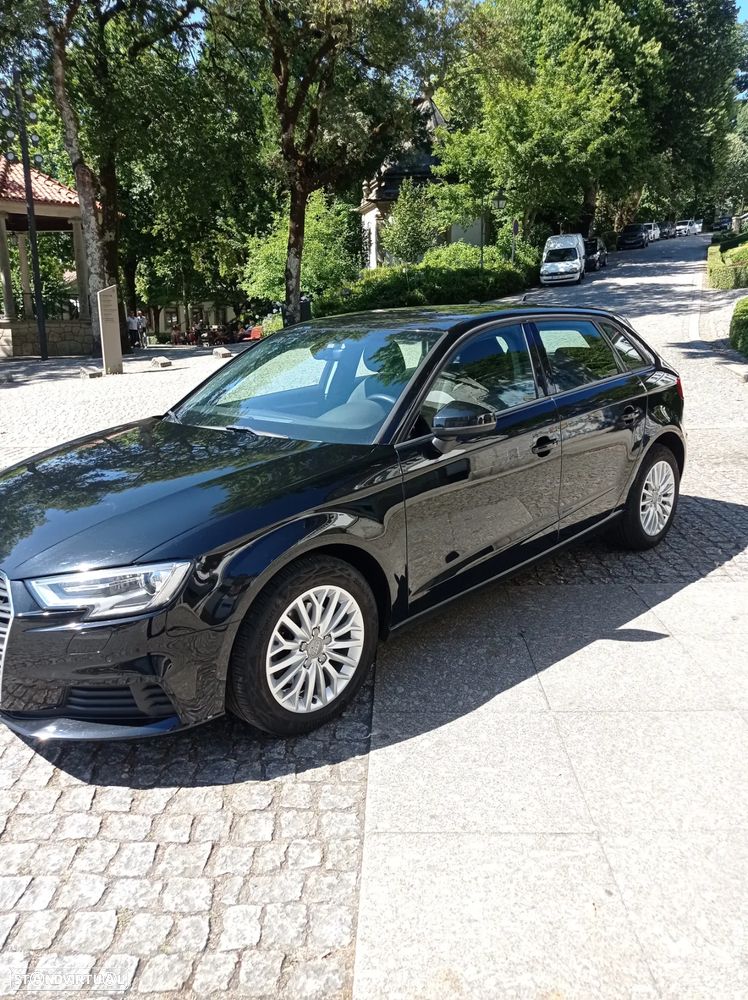 Audi A3 Sportback 1.6 TDI - 1
