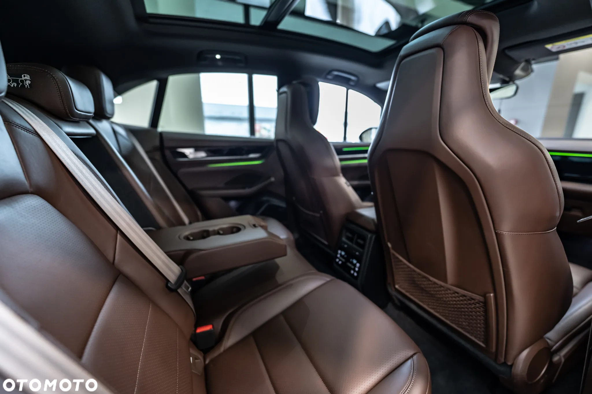 Porsche Macan 4 - 36