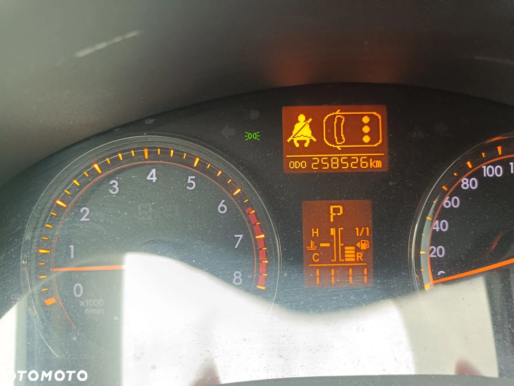 Toyota Avensis 2.0 Prestige MS - 8