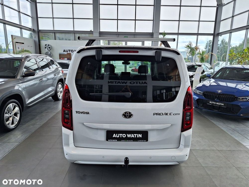 Toyota Proace City Verso 1.2 D-4T Business - 18