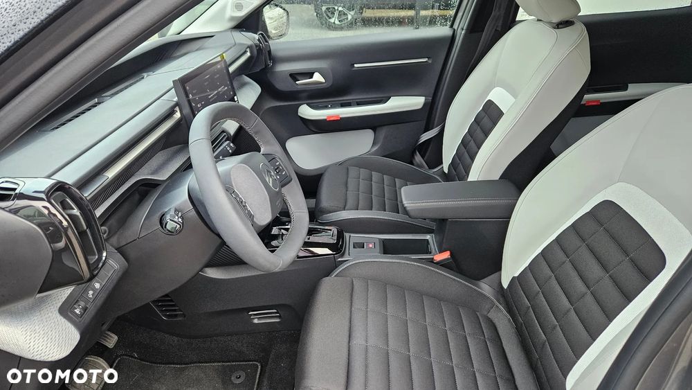 Citroën C3 Aircross 1.2 mHEV Max S&S eDCT6 - 10